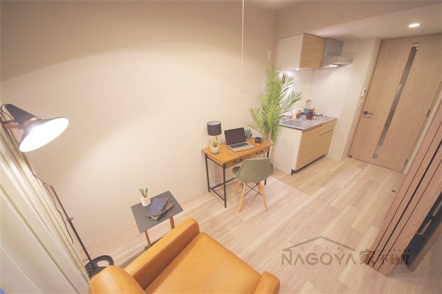 ルーエ今池 リビング