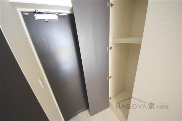 白川公園パークマンション 玄関