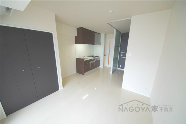 Ｃ.Ｐ.Ｐｕｒｅ１６０８ リビング