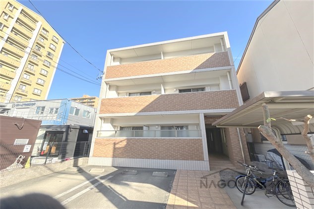 ラ・ヴィアンパレスⅡ 外観