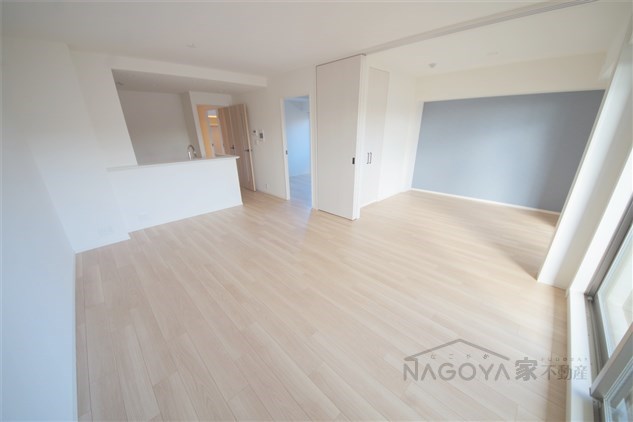 ヒヴィ・カーサ瑞穂 リビング