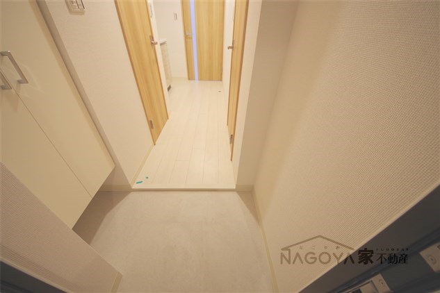 エステムコート名古屋泉プラチナムゲート 玄関