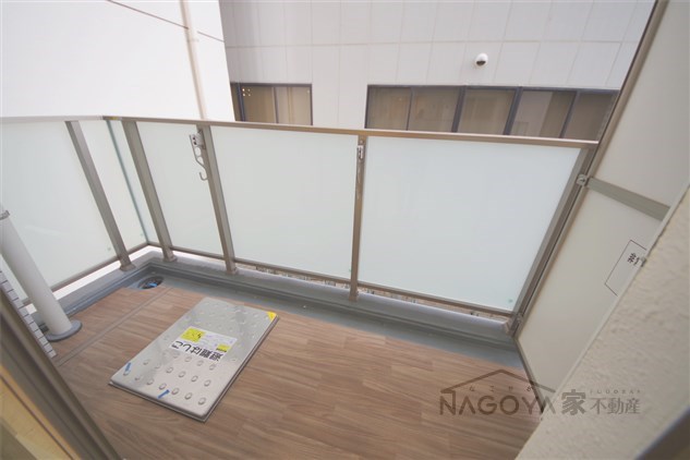 エステムコート名古屋泉プラチナムゲート ベランダ