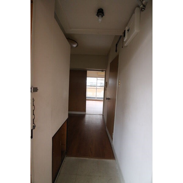 今枝マンション 玄関