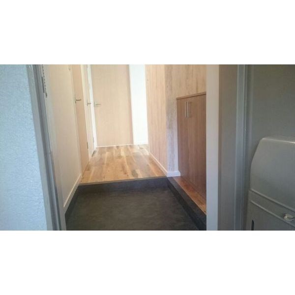 霞ヶ丘ハイツ 玄関