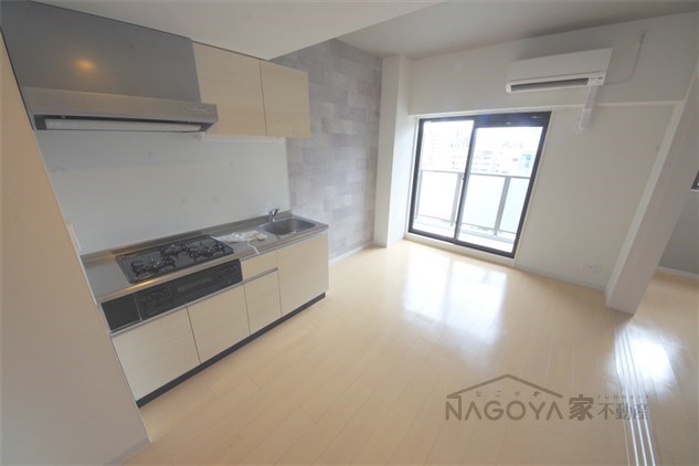 VERITAS IZUMI キッチン