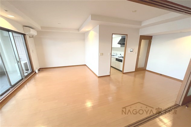 グラン・アベニュー名駅 リビング