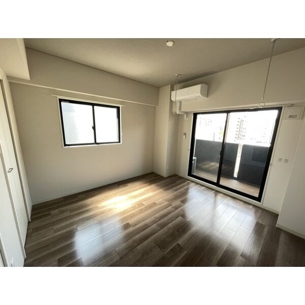 Neplus　T ベッドルーム