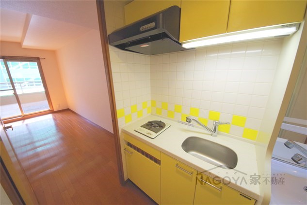 プレサンス栄メディパーク キッチン