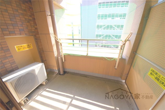 プレサンス栄メディパーク ベランダ