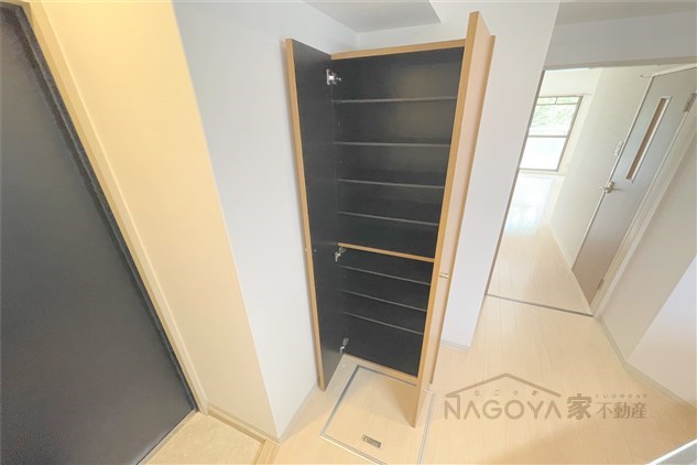 アメニティ吹上 玄関