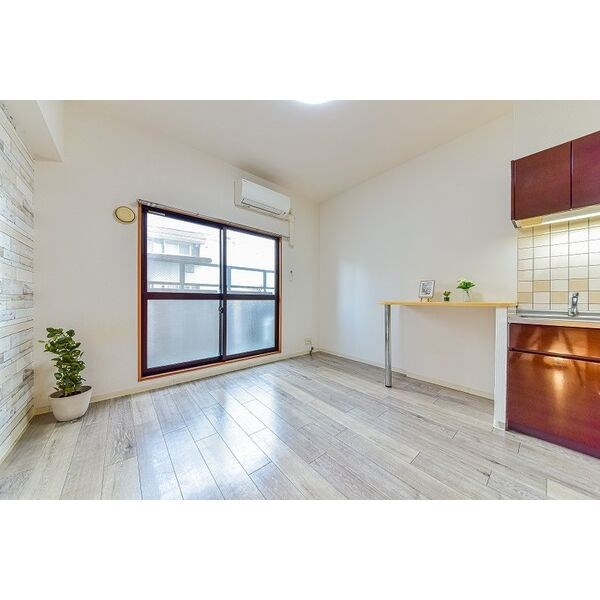 オンディーヌ花の木 リビング