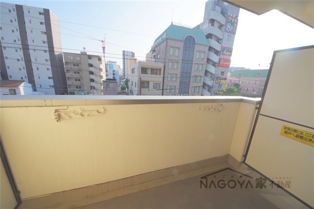 カーサ新栄 ベランダ