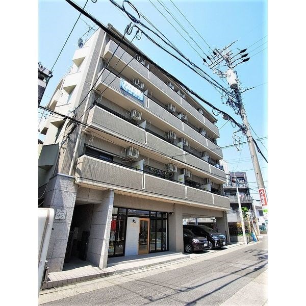 ロイヤル楠元 外観写真