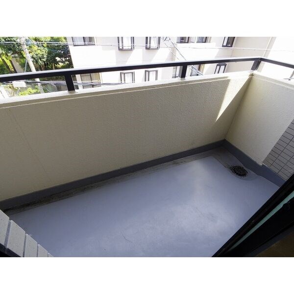 ロイヤル楠元 ベランダ