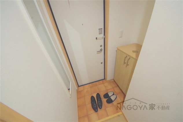 グランレーヴ大曽根Ⅱ 玄関