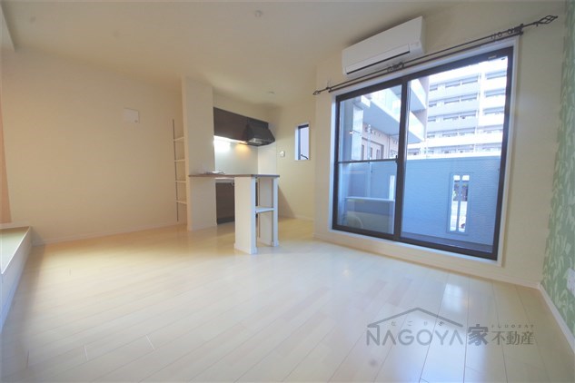 RadiAnce鶴舞 リビング