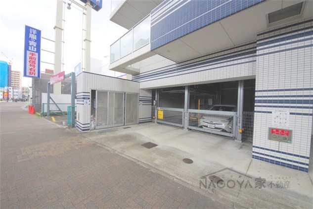グランデ浅間町 駐車場