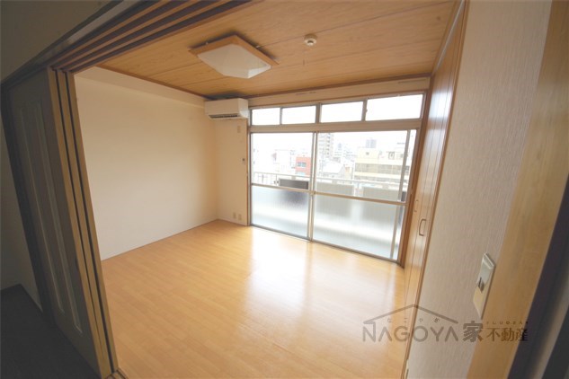 桂ビル ベッドルーム