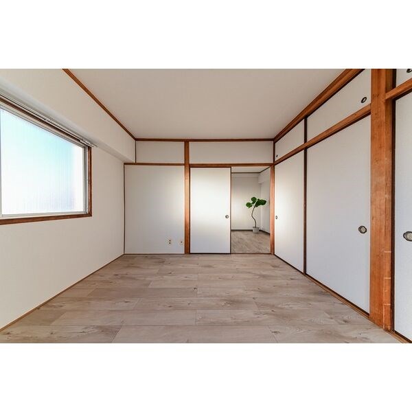 ライフステージ平安通 リビング