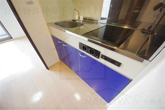 フローライト上前津 キッチン