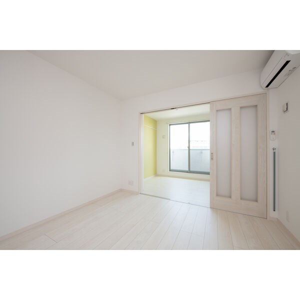 ジュネス内浜町 リビング