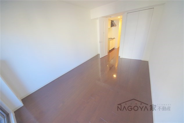 ルクレ新栄レジデンス ベッドルーム