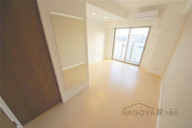 ハーモニーレジデンス名古屋今池 リビング