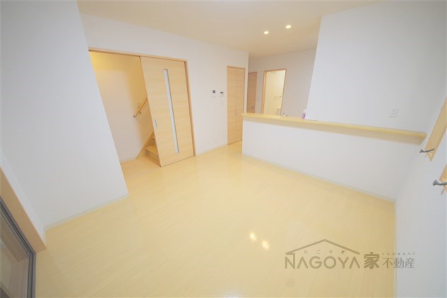 アプトルーナ本郷 リビング