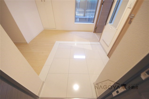 グランマスト白壁二丁目 玄関