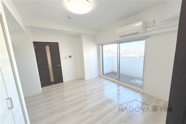 RESIDENCIA御器所 リビング