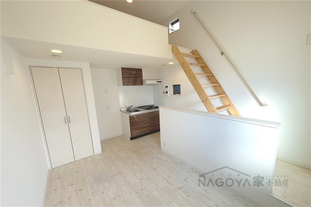 ラフィーカ金山 リビング