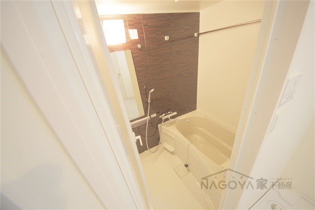 ルーエ金山 風呂画像