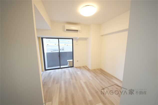 シェモア泉 リビング