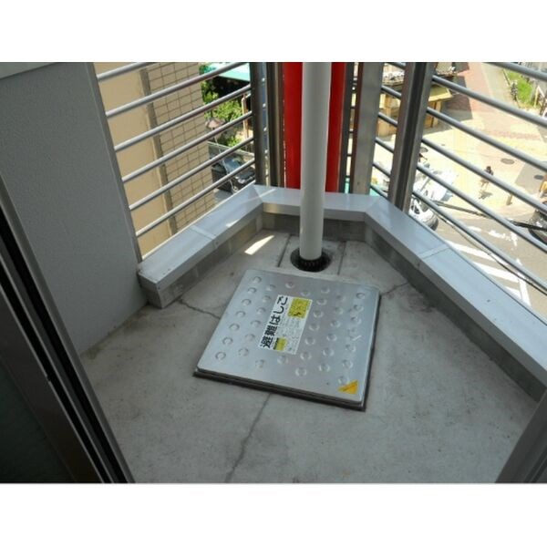 フローラル尾頭橋 ベランダ