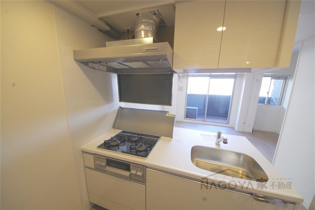 プレサンス丸の内アドブル キッチン