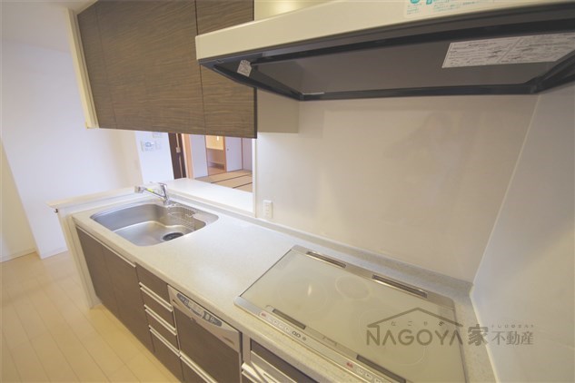 ベレーサ鶴舞公園 キッチン