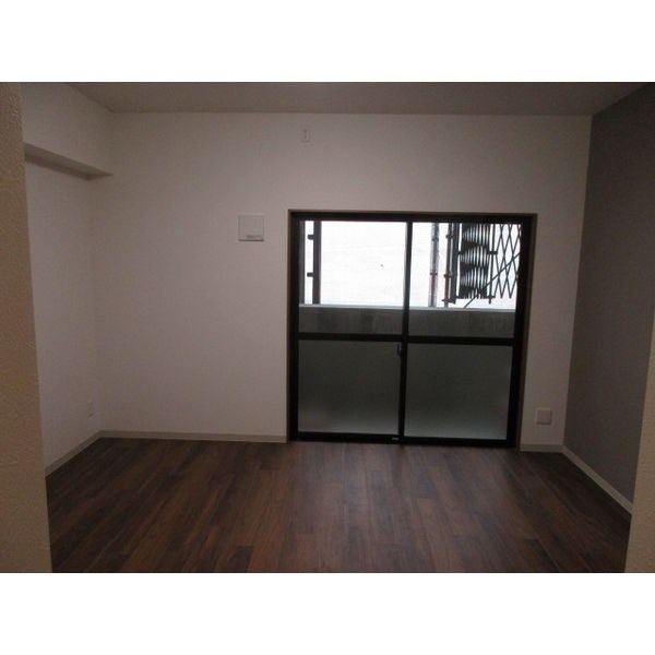 ヴィラエーデル名駅 リビング