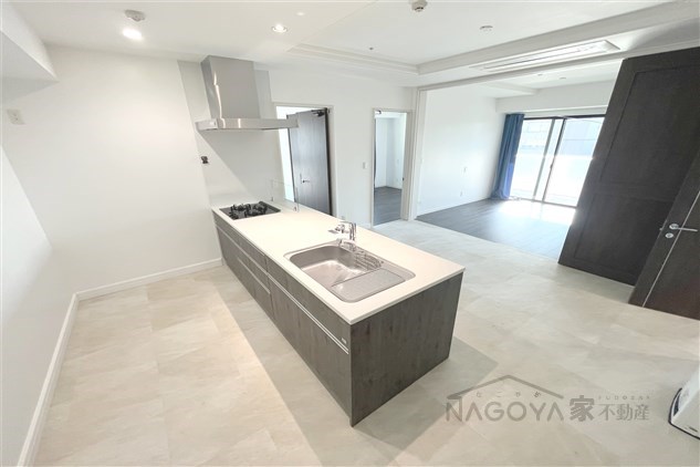 さくらHills NISHIKI Platinum Residence リビング