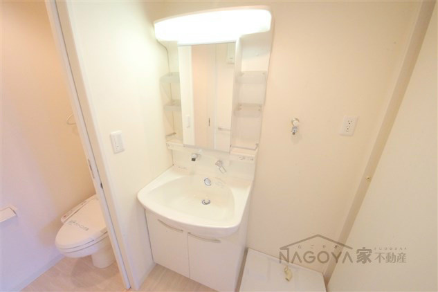 ESTACION KANAYAMA WEST・EAST その他4