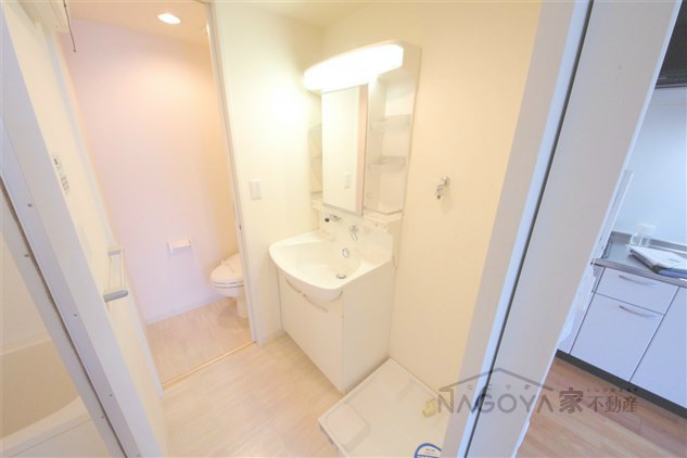 ESTACION KANAYAMA WEST・EAST その他7