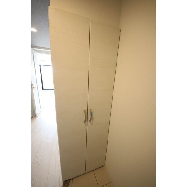 アプリーレ千代田 玄関