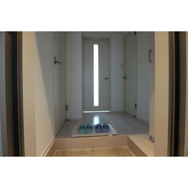 REGALEST上飯田 玄関