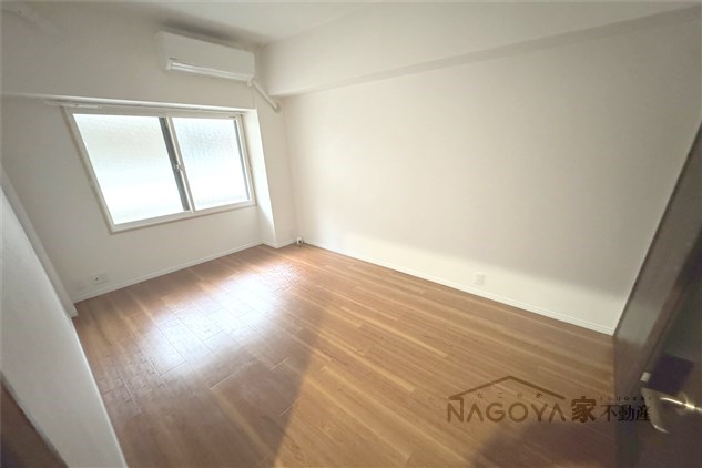 ビラ三秀山中 ベッドルーム