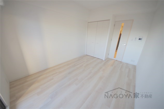 S-RESIDENCE堀田 ベッドルーム