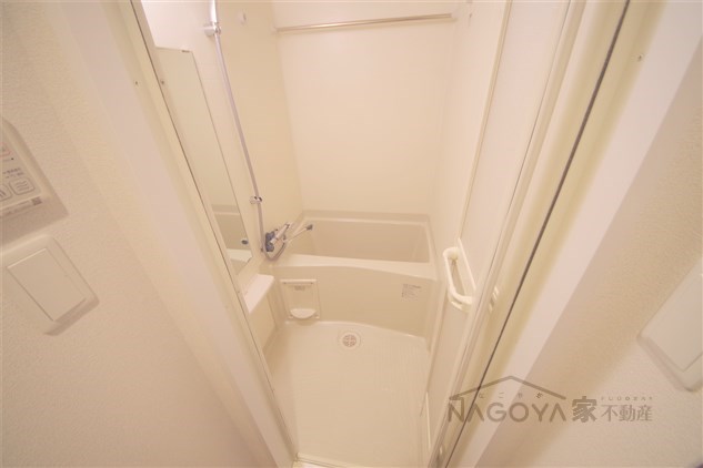 プレサンス上前津グレース 風呂画像