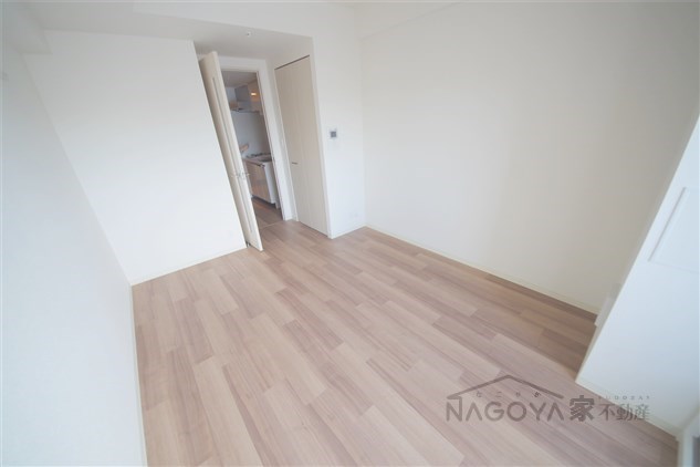 プレサンス上前津グレース リビング