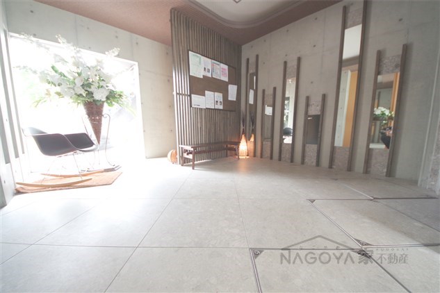 SK BUILDING-501 ロビー