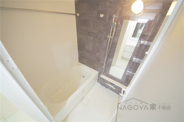 アロームドゥジョア 風呂画像