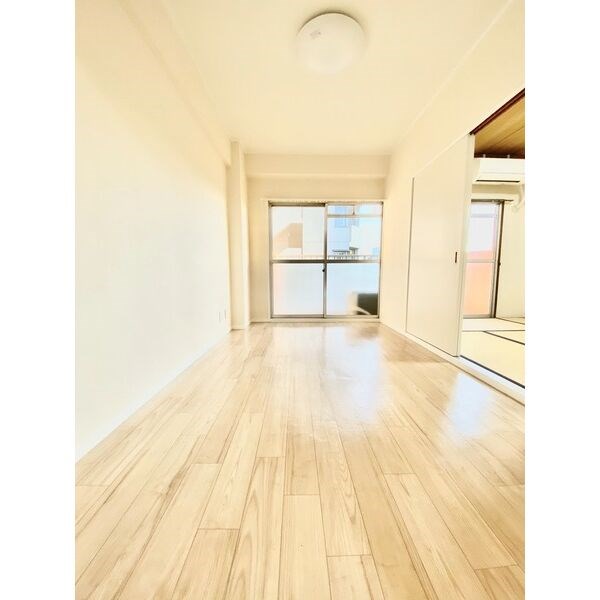 浅井第２ビル リビング